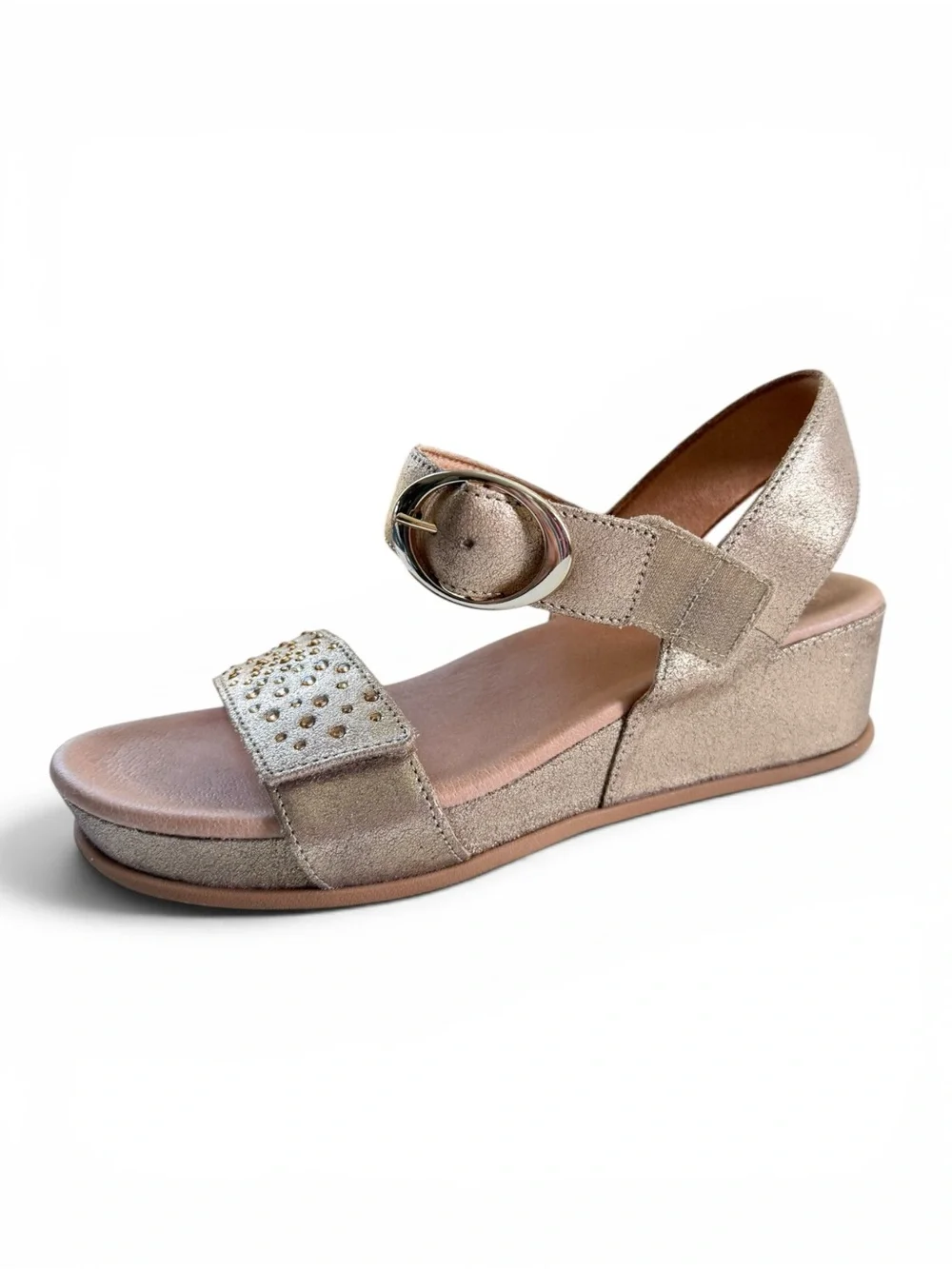 Brioso Women Gold Wedge Sandal Huntley Three Rhinestone Ankle Strap Size 9.5 NWT